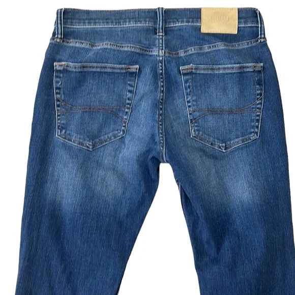 ❌SOLD❌Hollister Stacked Skinny Jeans Ripped - Picture 7 of 7